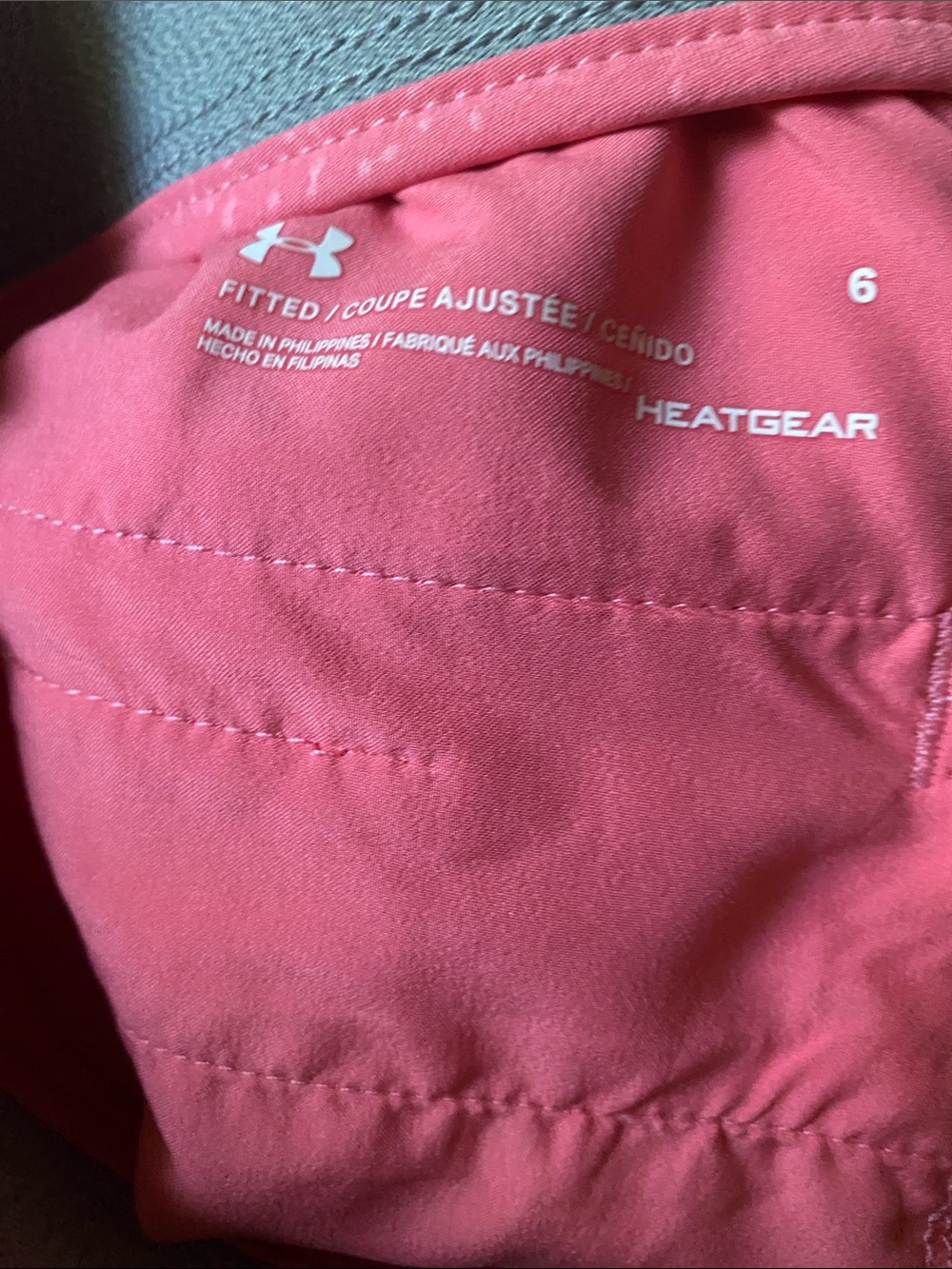 Under Armour NWOT Women’s Pink/Salmon Shorts Size 6 - Picture 9 of 10